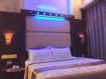 19-09-18-00-45-17-149_deco