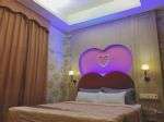 19-09-18-00-53-32-548_deco